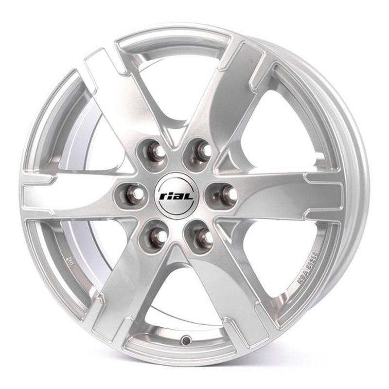 Литой колесный диск Alutec Titan polar silver 8,0x18 6x114,3 ET38 D66,1