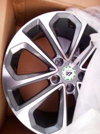 Литой колесный диск Mazda Replica MZ82 GMF 7,5x17 5x114,3 ET50 D67,1