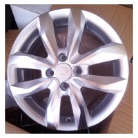 Литой колесный диск Renault Replica RN92 SF 6,0x15 4x100 ET40 D60,1