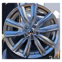 Литой колесный диск Volkswagen Replica VV1019 HB 7,5x18 5x112 ET43 D57,1