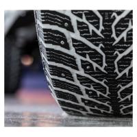 Зимние шипованные шины Nokian Tyres Hakkapeliitta LT3 235/85R16 120/116Q